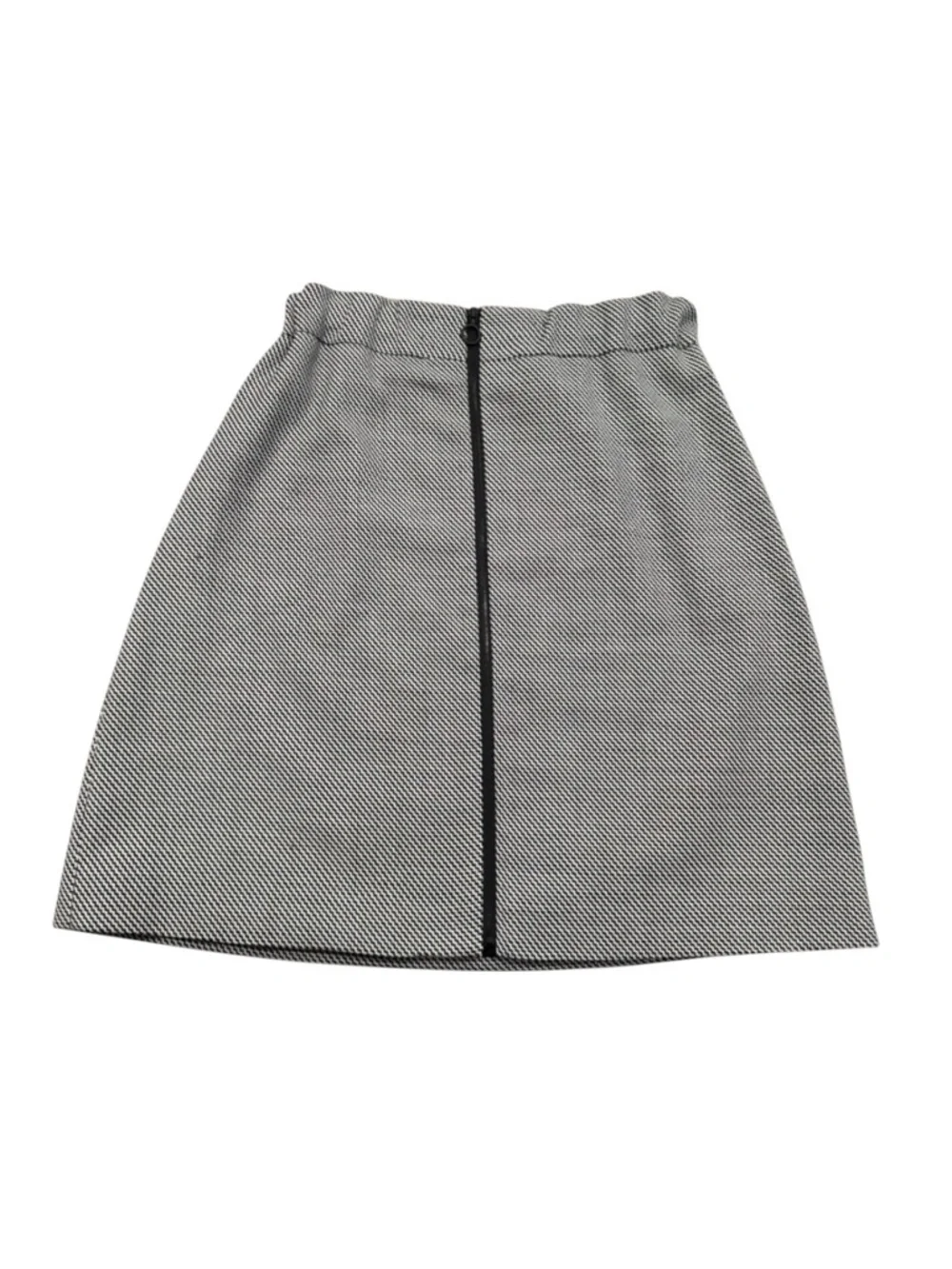 Karen Millen Textured Black‎ and White A-Line Skirt with Front Zipper - Size 6